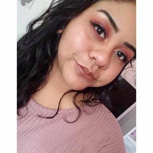 Meet your Posher, Isenia